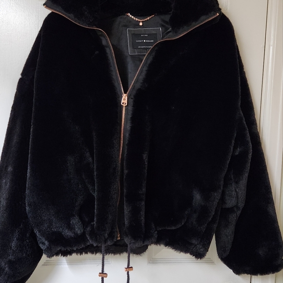 Lucky brand faux fur jacketv - Picture 6 of 8
